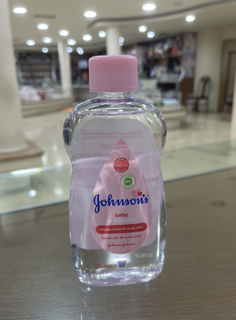 روغن بچه 300 میلی جانسون