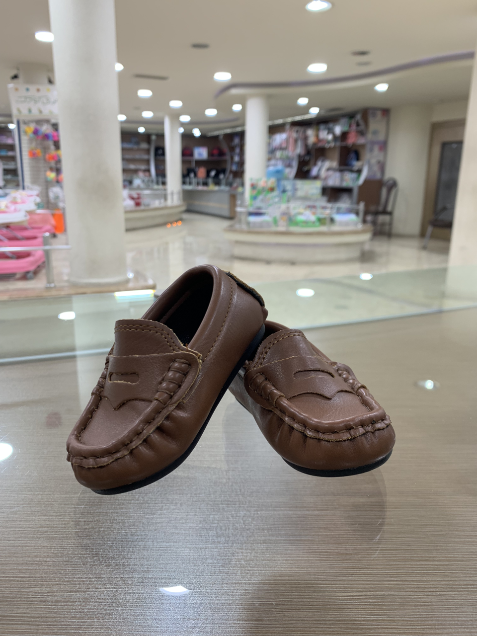 رنگ: قهوه ای